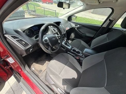 Used 2012 Ford Focus SE FWD image 10