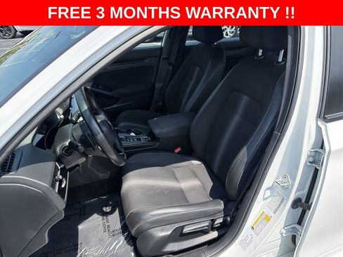 Used 2023 Honda Civic Sport image 14