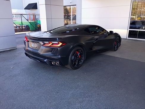 Used 2022 Chevrolet Corvette Stingray Premium Cpe w/ Engine Appearance Package image 16