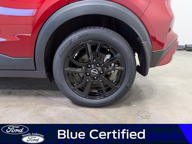 Used 2023 Nissan Kicks SR w/ SR Premium Package FWD image 8