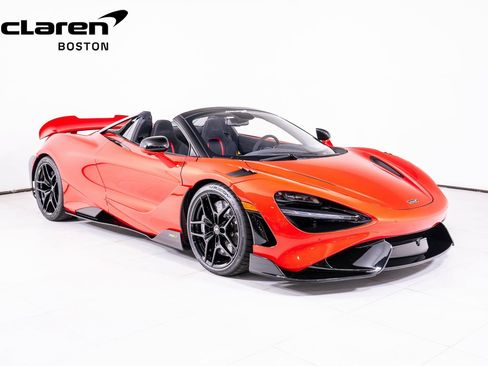 Used 2022 McLaren 765LT image 9