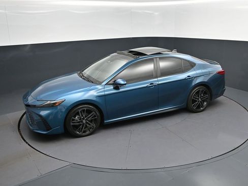 Used 2025 Toyota Camry XSE w/ Premium Plus Package AWD/4WD image 31