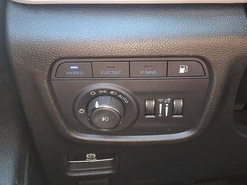 Used 2024 Jeep Grand Cherokee Limited 4xe AWD/4WD image 28