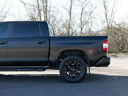 Used 2020 Toyota Tundra Limited w/ Limited Premium Package image 5