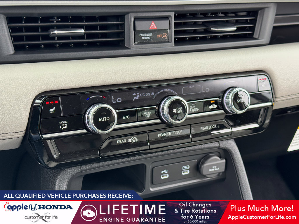 New 2026 Honda Pilot Touring image 13