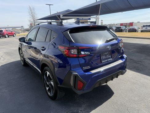 Used 2025 Subaru Crosstrek 2.5i Limited w/ Crosstrek Mirror Package image 5