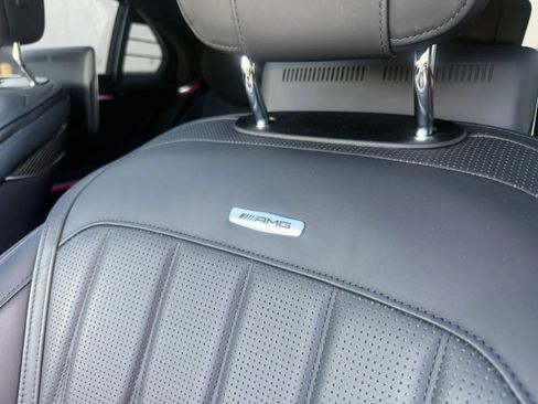 Used 2024 Mercedes-Benz S 63 AMG S w/ Carbon Fiber Exterior Package image 28