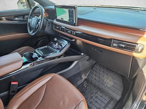 Used 2022 Lincoln Nautilus Reserve w/ Equipment Group 201A image 23