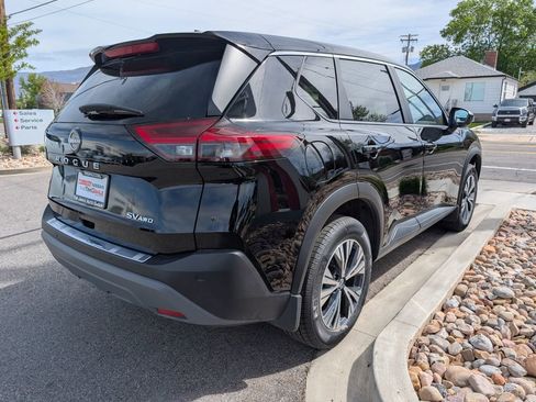 Certified 2023 Nissan Rogue SV AWD/4WD image 5