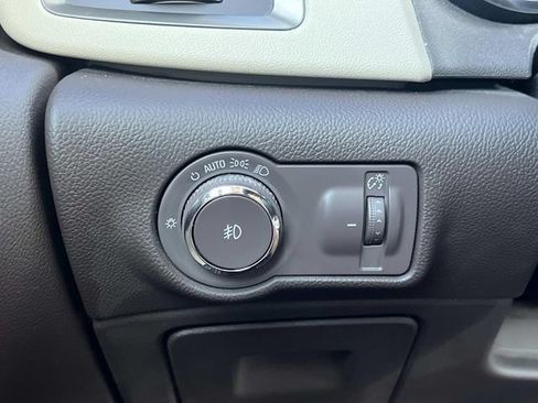 Used 2013 Buick Verano FWD image 26