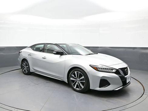 Used 2020 Nissan Maxima 3.5 SV w/ Floor Mat Group image 4