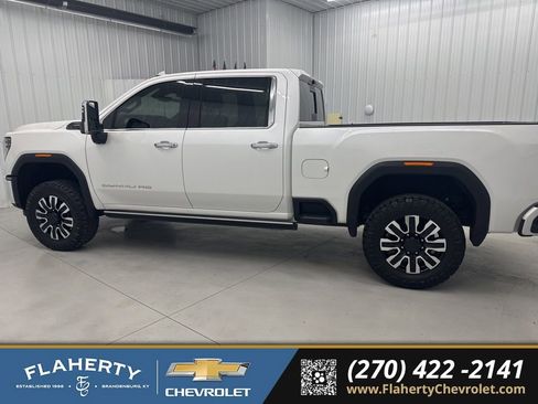 Used 2024 GMC Sierra 3500 Denali Ultimate image 5