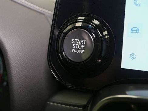 Used 2024 Lexus LX 600 F Sport image 33