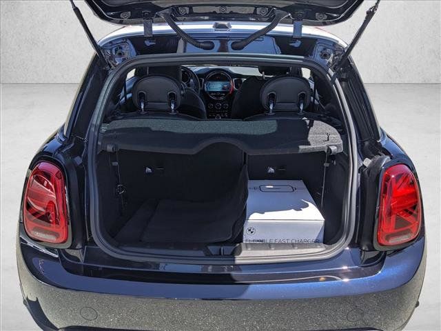 Used 2023 MINI Cooper SE FWD image 6