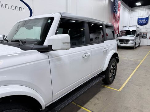 Used 2023 Ford Bronco Outer Banks AWD/4WD image 20