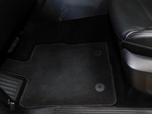 Used 2024 Ford Ranger Lariat w/ FX4 Off-Road Package image 39