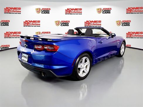 Used 2023 Chevrolet Camaro LT w/ Technology Package image 22