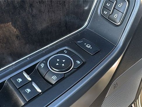 Used 2023 Ford F250 Lariat w/ Lariat Ultimate Package image 12