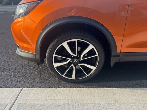 Used 2017 Nissan Rogue Sport SL image 8