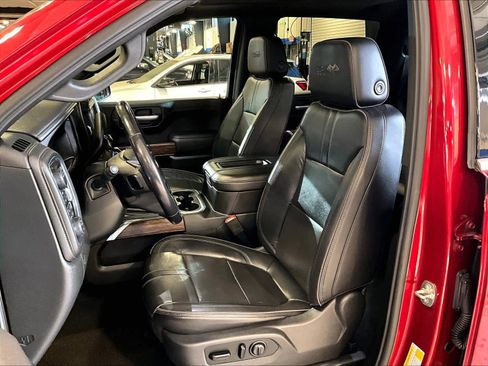 Used 2020 Chevrolet Silverado 1500 High Country w/ Technology Package image 10