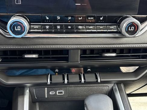 Certified 2025 Chevrolet Colorado LT w/ Advanced Trailering Package image 20