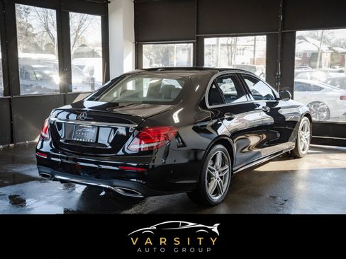 Used 2017 Mercedes-Benz E 300 image 4