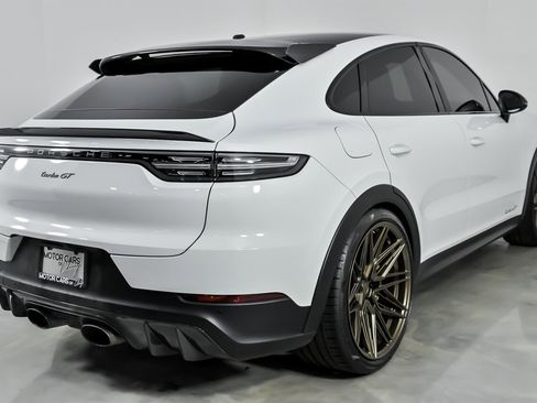 Used 2023 Porsche Cayenne Turbo GT image 12