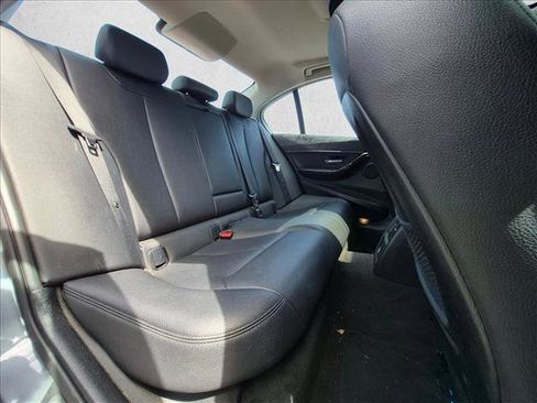 Used 2015 BMW 328i Sedan RWD image 17