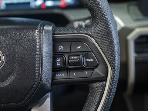 Used 2025 Toyota Tacoma TRD Off-Road AWD/4WD image 28