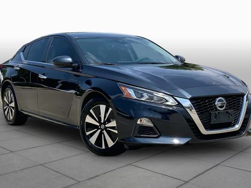 Used 2021 Nissan Altima 2.5 SV FWD image 3