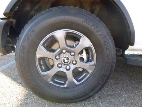 Used 2022 Ford Bronco Big Bend image 24