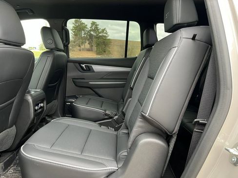 New 2026 Buick Enclave Sport Touring w/ Power Package AWD/4WD image 5