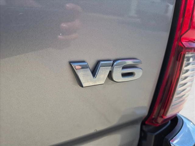 Used 2021 Toyota Tacoma SR5 AWD/4WD image 13