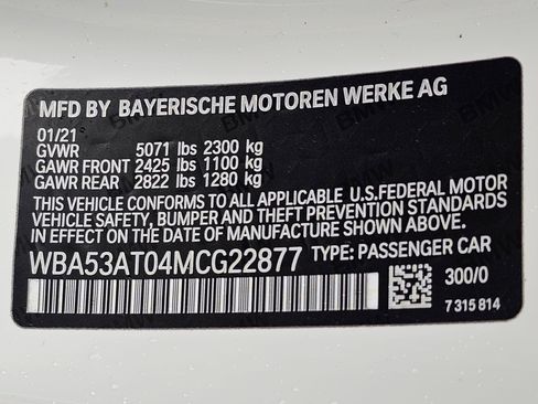 Used 2021 BMW M440i Convertible w/ Premium Package image 29