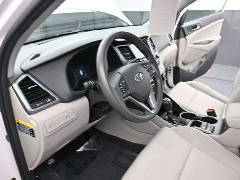 Used 2018 Hyundai Tucson SEL w/ Cargo Package image 9