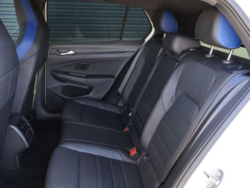 Used 2023 Volkswagen Golf R 2.0T image 23