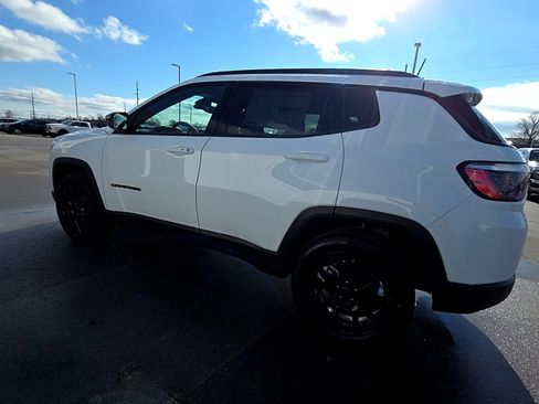 New 2026 Jeep Compass Latitude AWD/4WD image 8