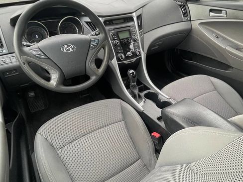 Used 2011 Hyundai Sonata GLS image 7