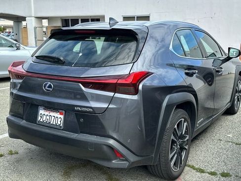 Used 2022 Lexus UX 250h w/ Accessory Package (Z2) AWD/4WD image 5