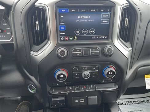 Used 2021 Chevrolet Silverado 1500 LT Trail Boss w/ Bed Protection Package image 16