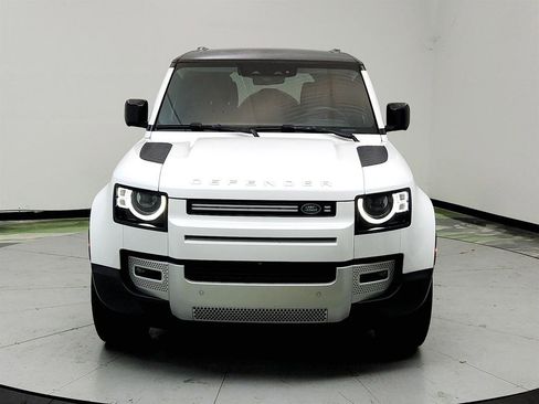 Used 2024 Land Rover Defender 110 S AWD/4WD image 2