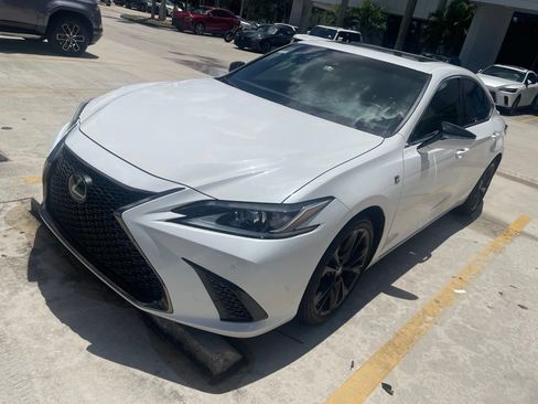 Used 2024 Lexus ES 350 F Sport w/ Accessory Package (Z2) FWD image 6