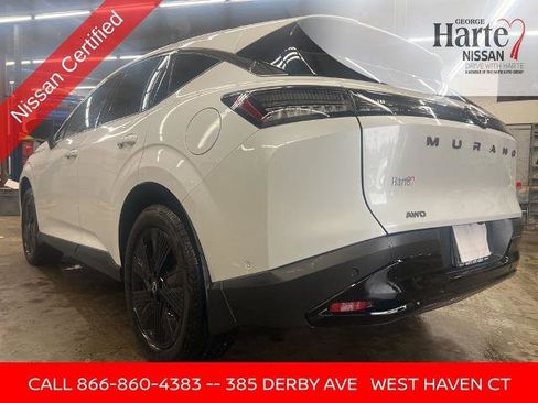 Certified 2025 Nissan Murano SV image 3