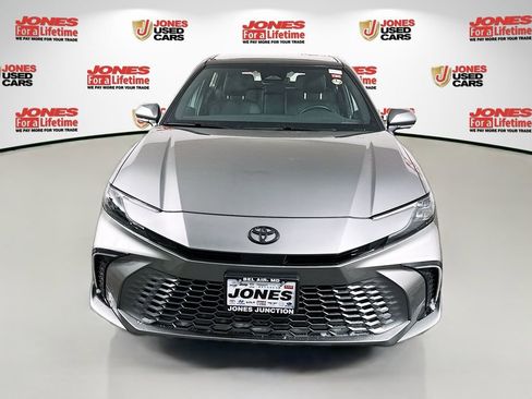Used 2025 Toyota Camry XSE image 12