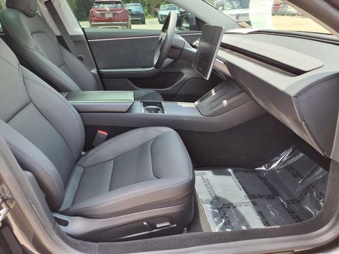 Used 2024 Tesla Model 3 Long Range AWD/4WD image 9