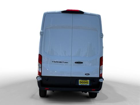 New 2026 Ford Transit 250 148 High Roof RWD image 4
