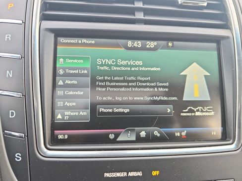 Used 2016 Lincoln MKX Reserve w/ Driver Assistance Package image 21