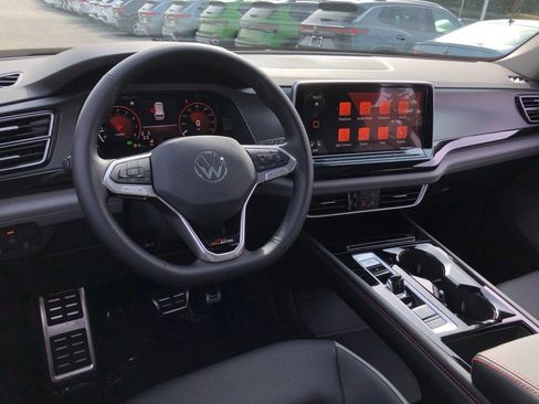 New 2026 Volkswagen Atlas Peak Edition AWD/4WD image 16
