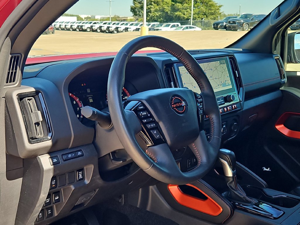 Used 2025 Nissan Frontier PRO-4X w/ Pro Premium Package AWD/4WD image 13