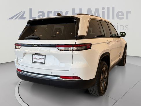 Used 2024 Jeep Grand Cherokee Limited 4xe AWD/4WD image 5